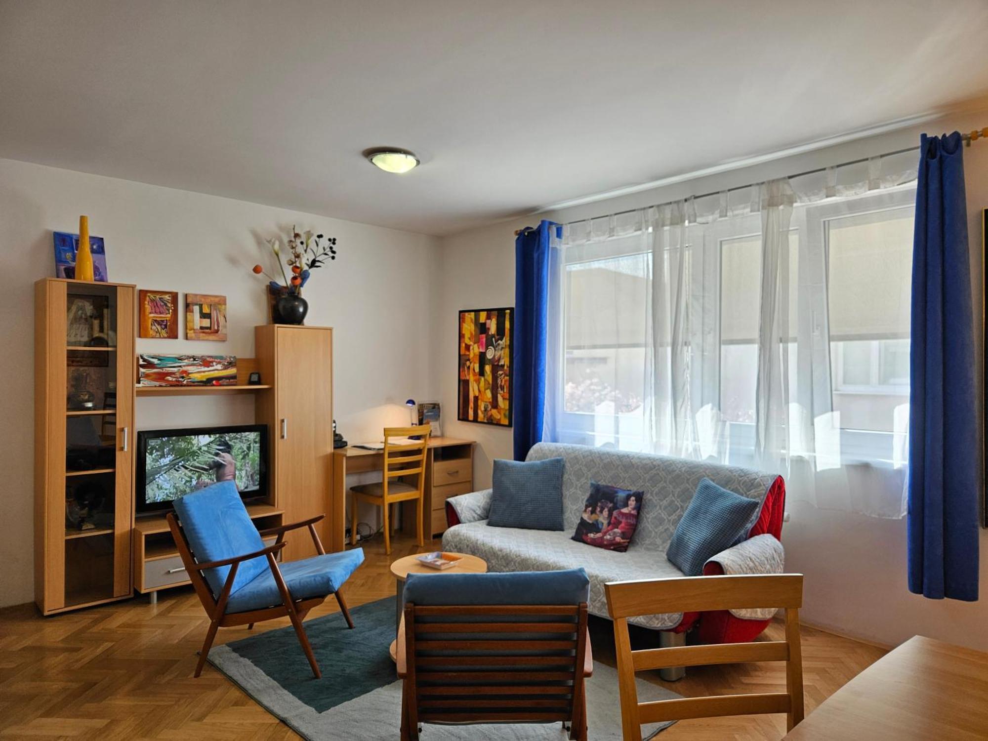 Apartment Irena Tour As 류블랴나 외부 사진